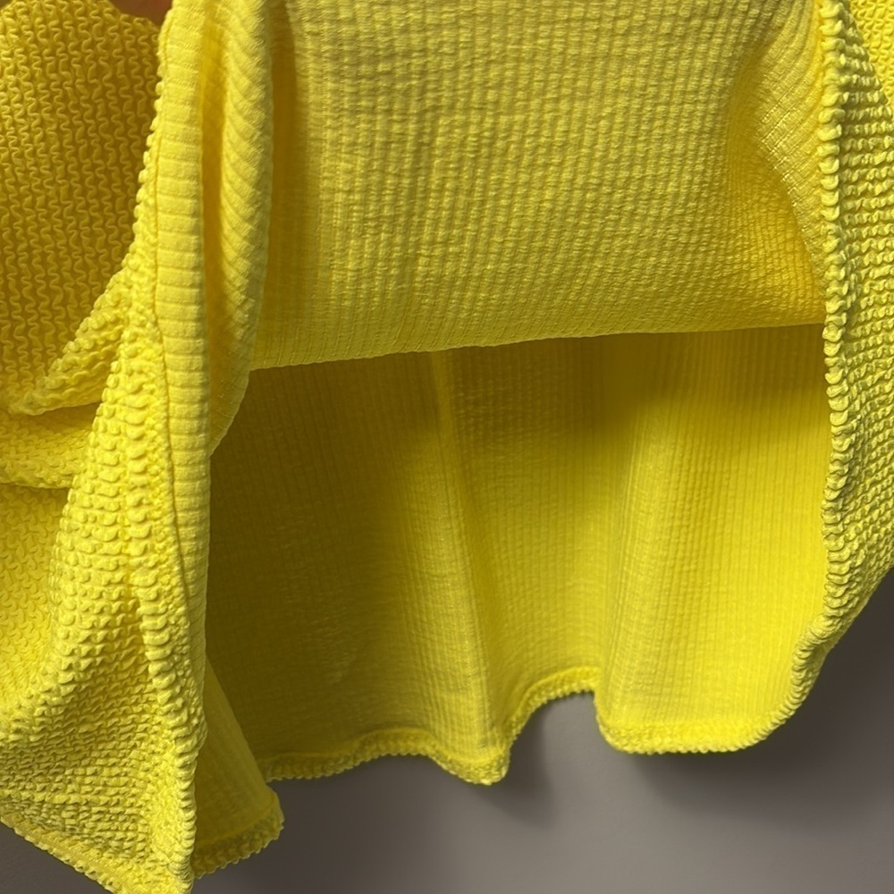 NWT Show Me Your Mumu Mary Highlighter Yellow Mini-Skirt Scrunch Size Medium - Picture 6 of 6